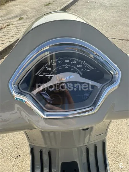 Vespa GTS 125 - Vista 5