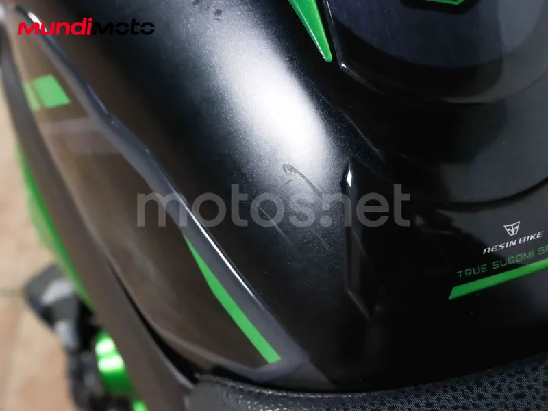 Kawasaki Z900 - Vista 18