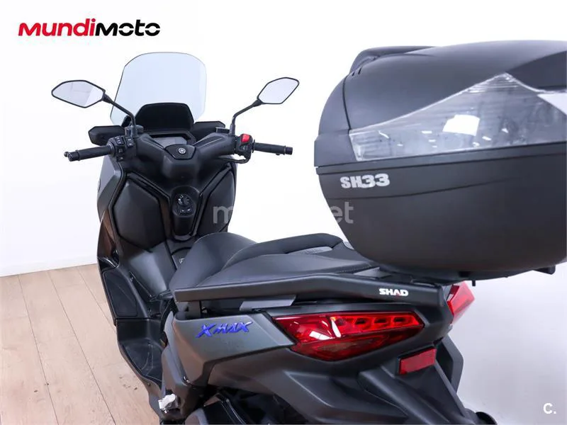 Yamaha XMAX 300 - Vista 9