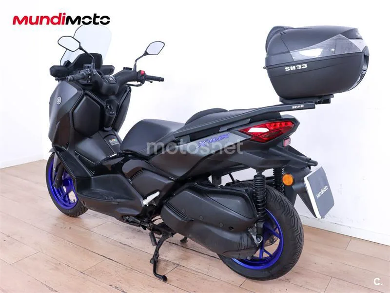 Yamaha XMAX 300 - Vista 10