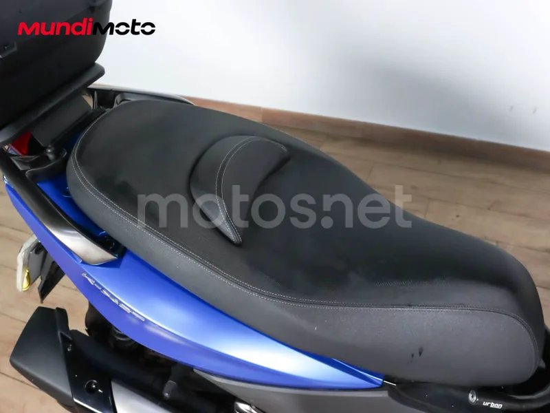Kymco K-XCT 300i - Vista 34
