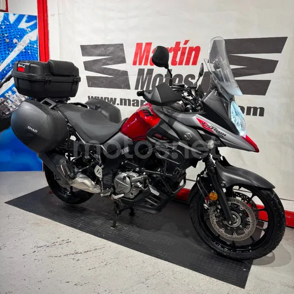 Suzuki V-Strom 650 6275 € 2019 Navarra - 1