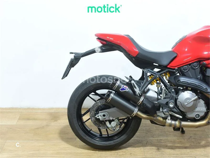 Ducati Monster 821 - Vista 3