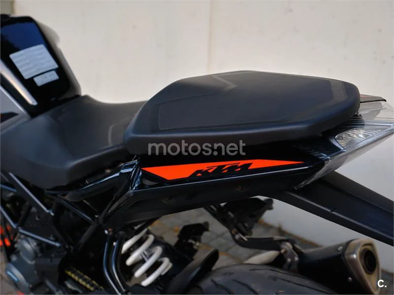 KTM 390 – Vista 4