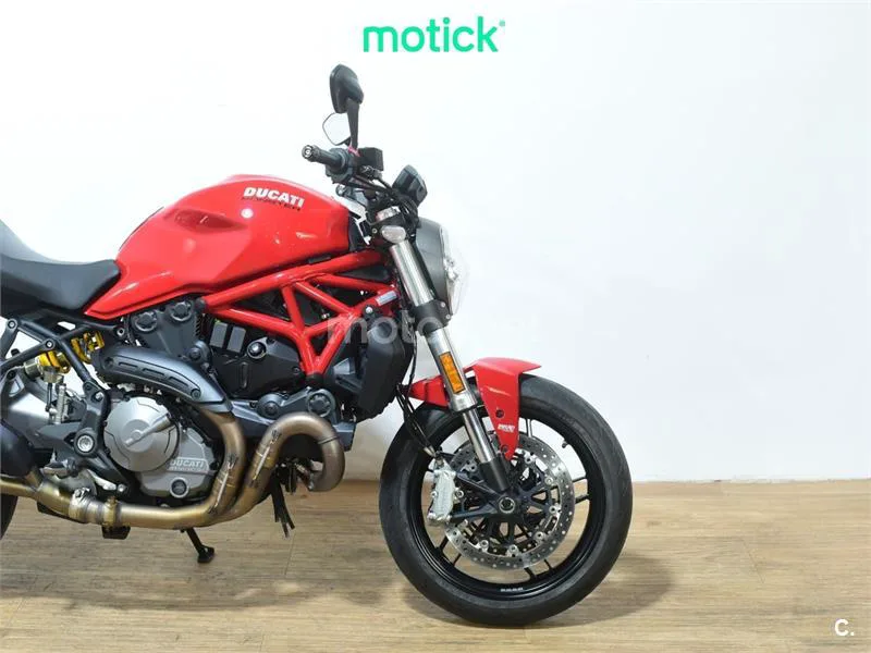 Ducati Monster 821 - Vista 4