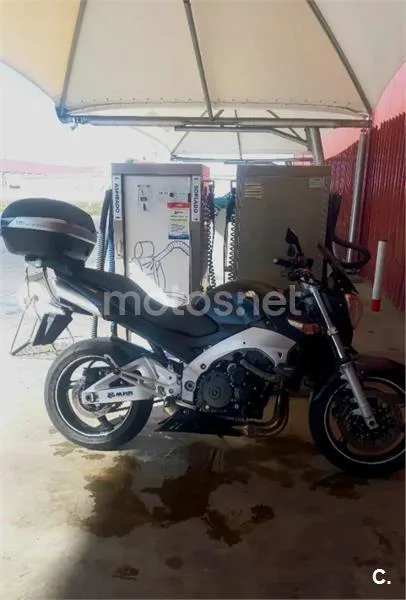 Suzuki GSR 600 2600 € 2007 Palencia - 2