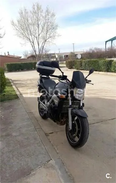 Suzuki GSR 600 – Vista 5