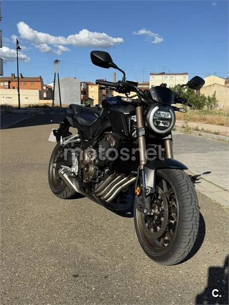 Honda CB650R - Vista 5