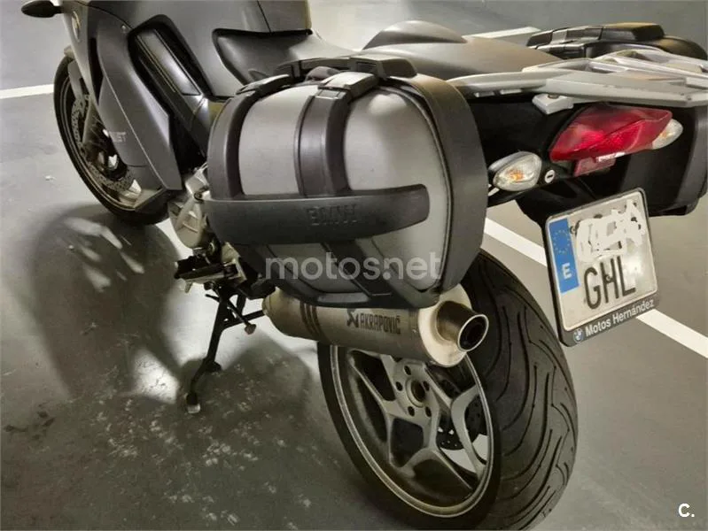 BMW F 800 ST - Vista 8