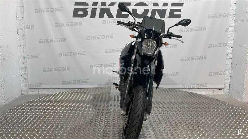 KTM 990 SM – Vista 5