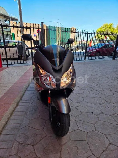 Honda SW-T400 - Vista 10