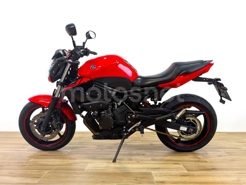Yamaha XJ6 N Diversion – Vista 5