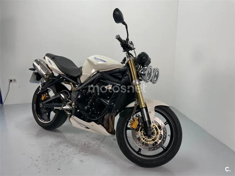 Triumph Street Triple - Vista 13