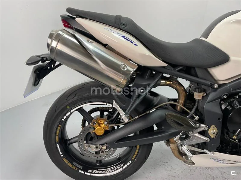 Triumph Street Triple - Vista 19
