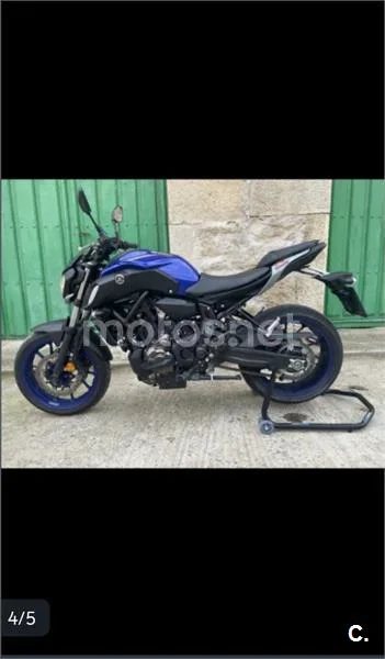 Yamaha MT-07 - Vista 4