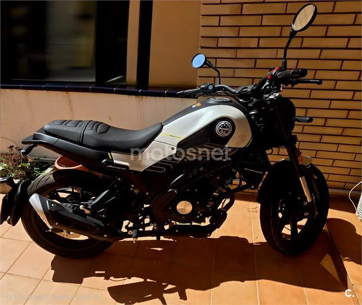 Benelli Leoncino 125 2990 € 2025 Girona - 1