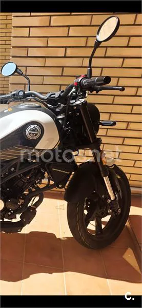 Benelli Leoncino 125 - Vista 3
