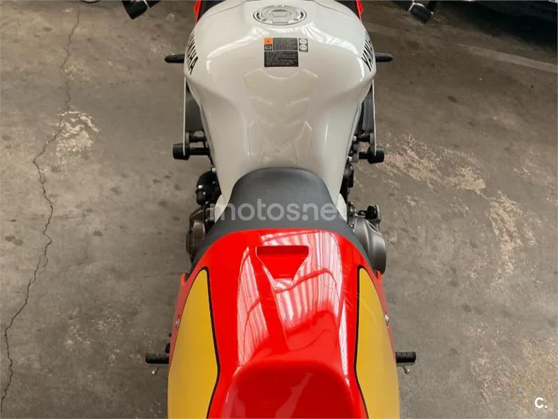 Yamaha XSR900 GP - Vista 3