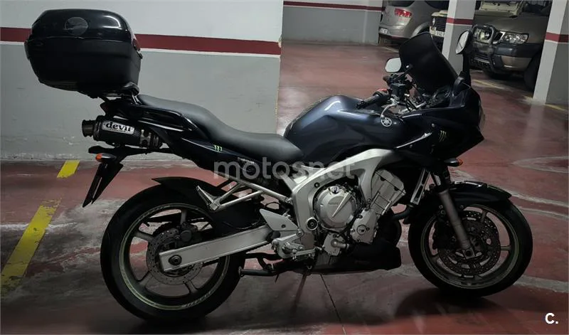 Yamaha FZ6 Fazer – Vista 3