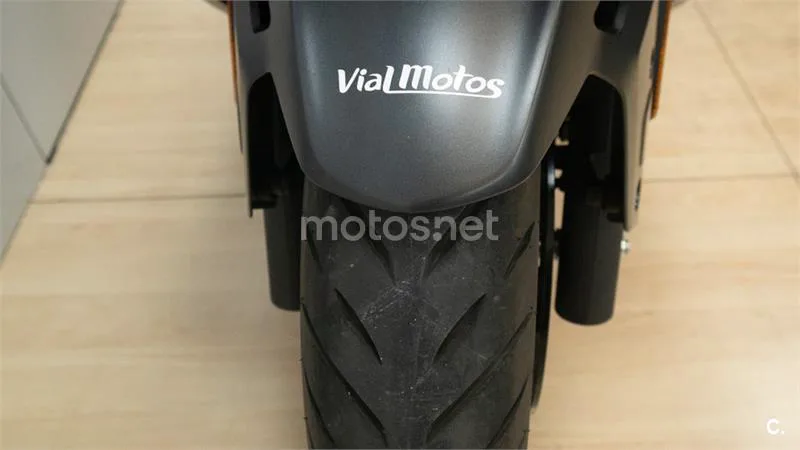 Voge SR3 – Vista 16