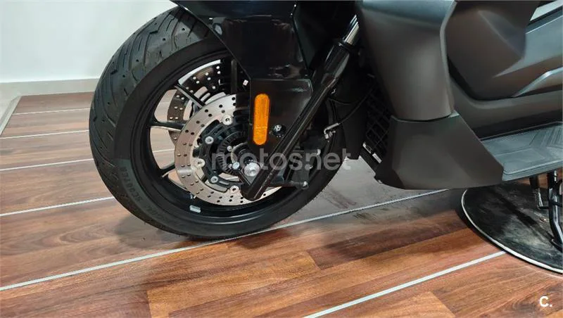 Voge SR4 Max – Vista 22