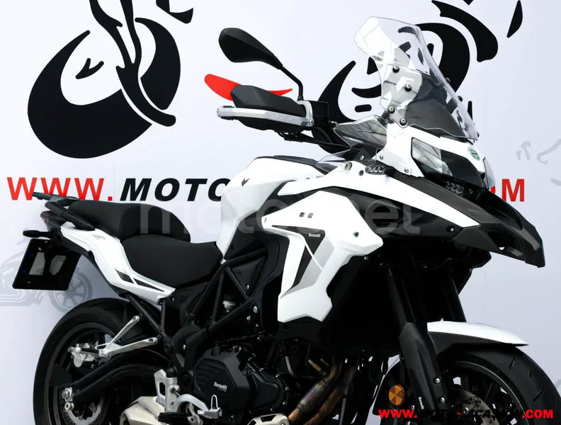 Benelli TRK 502 - Vista 4
