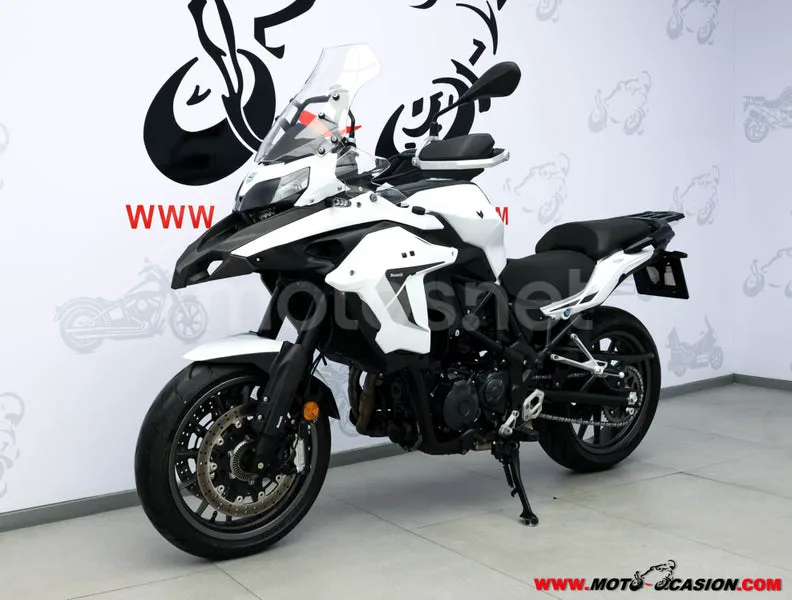 Benelli TRK 502 - Vista 7