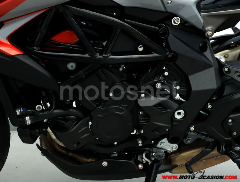 MV Agusta Brutale – Vista 10