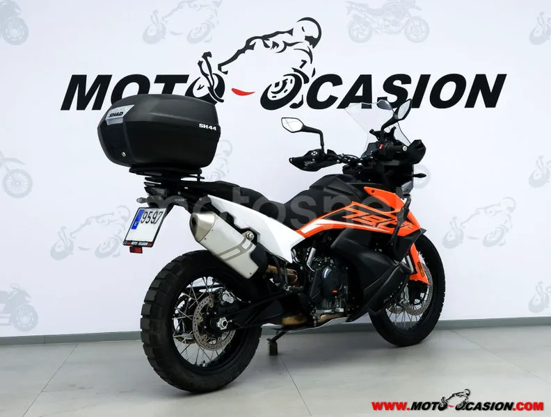 KTM 790 – Vista 3
