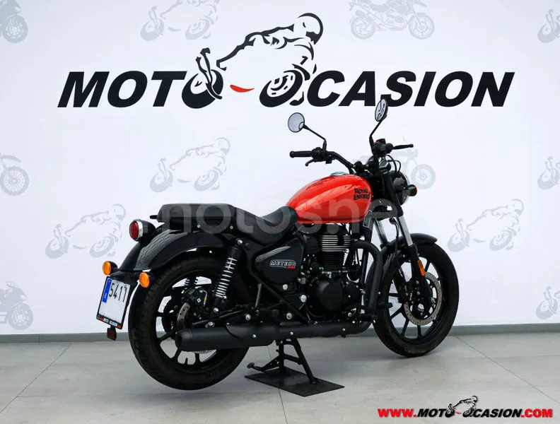 Royal Enfield Meteor 350 - Vista 3