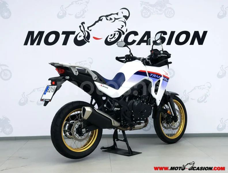 Honda XL750 Transalp - Vista 3