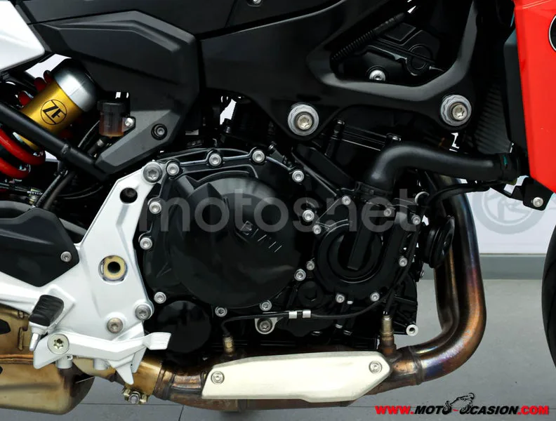BMW F 900 R - Vista 5
