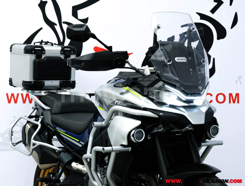 CFMOTO 800MT - Vista 4