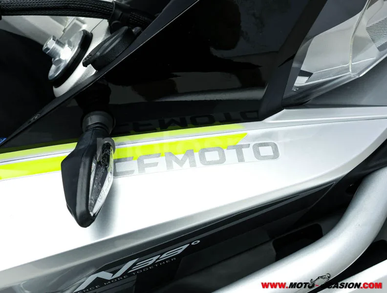 CFMOTO 800MT - Vista 9