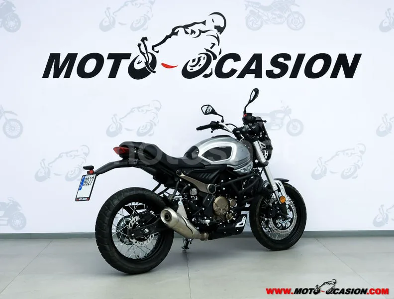 Voge 300 – Vista 3