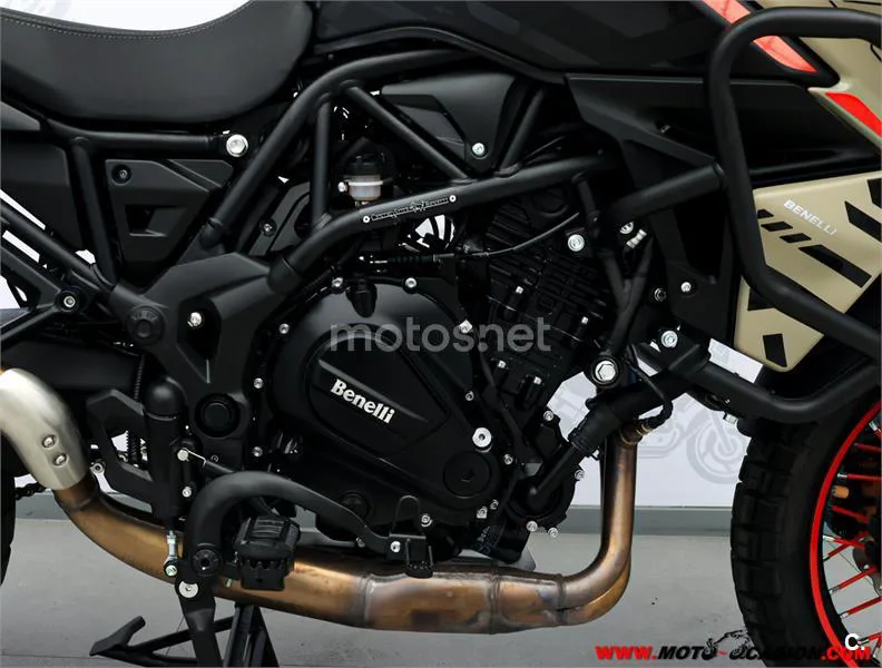 Benelli TRK 702 X - Vista 5