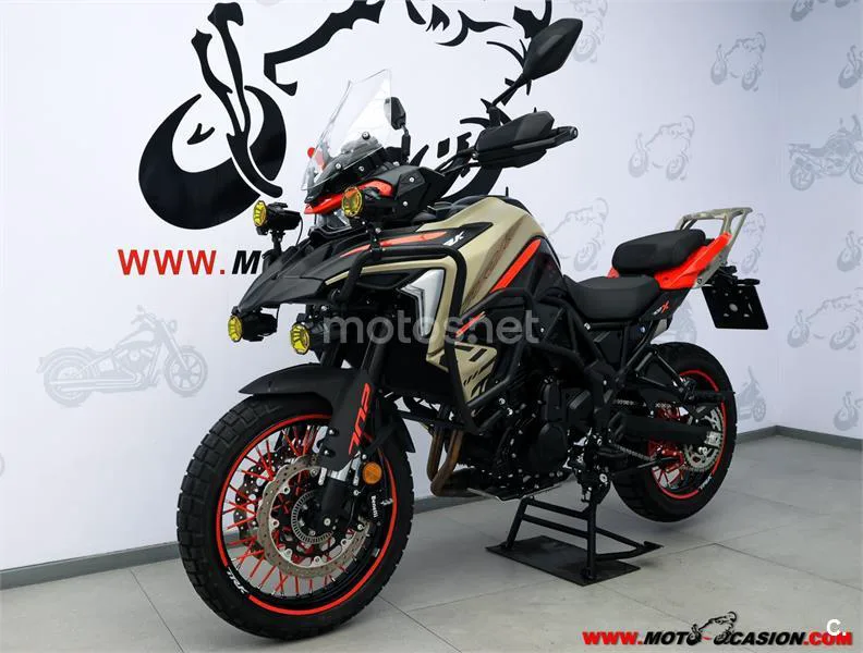 Benelli TRK 702 X - Vista 8
