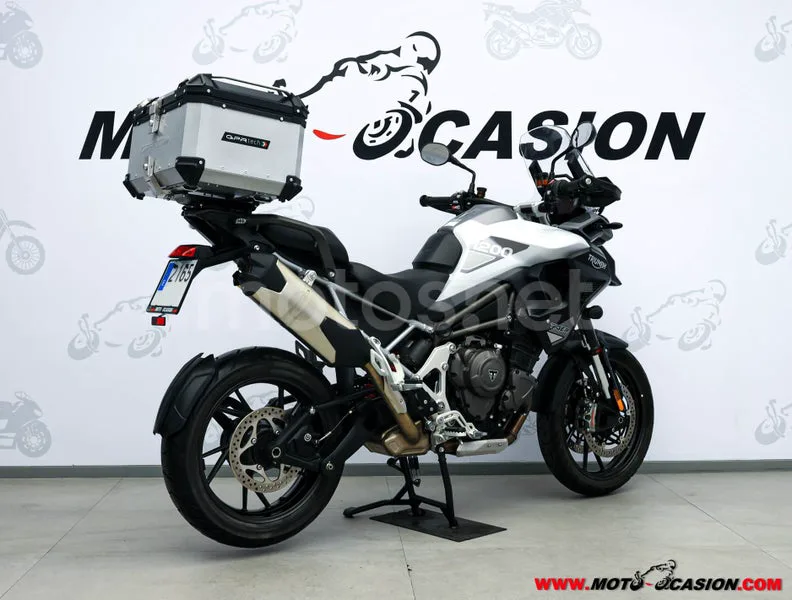 Triumph Tiger 1200 GT – Vista 3