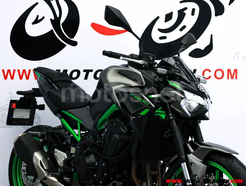 Kawasaki Z900 – Vista 4