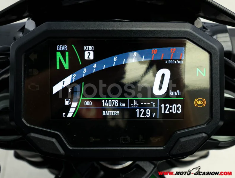 Kawasaki Z900 – Vista 6