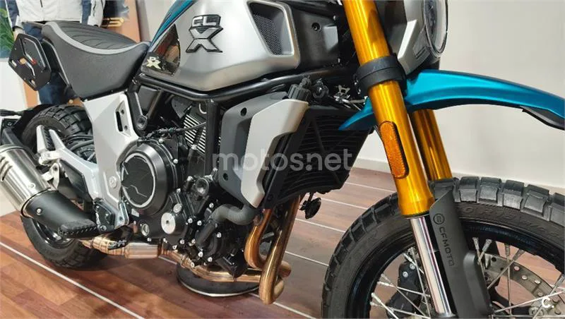 CFMOTO 700CL-X - Vista 16