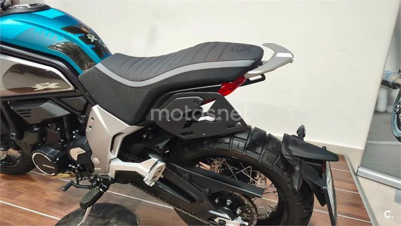 CFMOTO 700CL-X - Vista 32