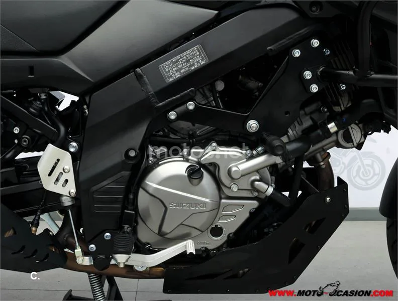 Suzuki V-Strom 650XT - Vista 5