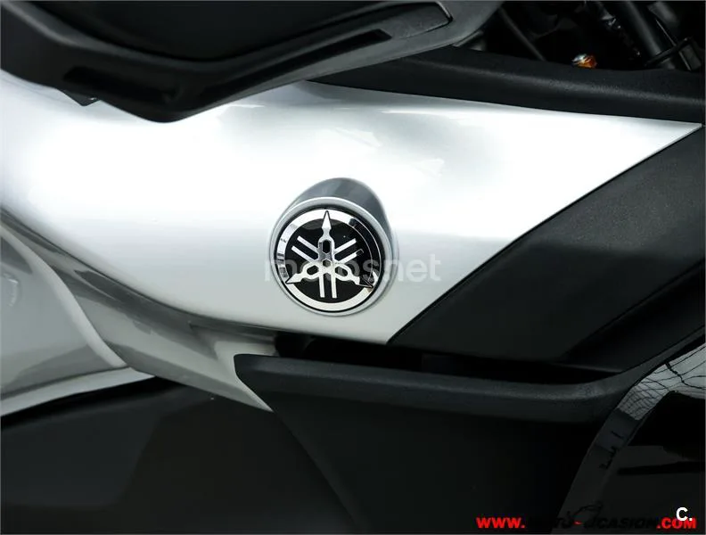 Yamaha Tracer 9 - Vista 8