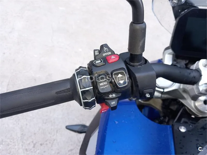 BMW R 1300 R - Vista 8