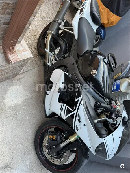 Yamaha R6 – Vista 3