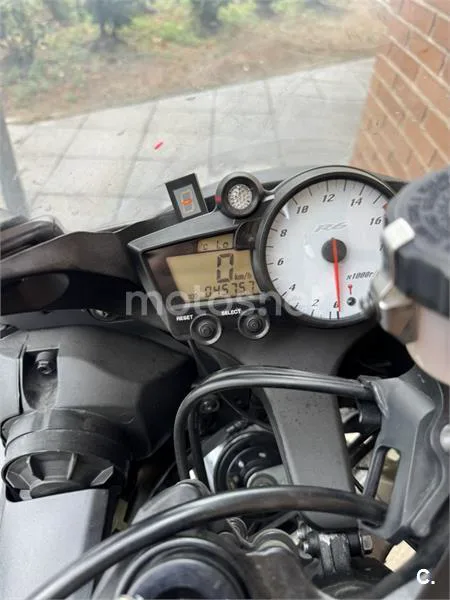 Yamaha YZF-R6 - Vista 4