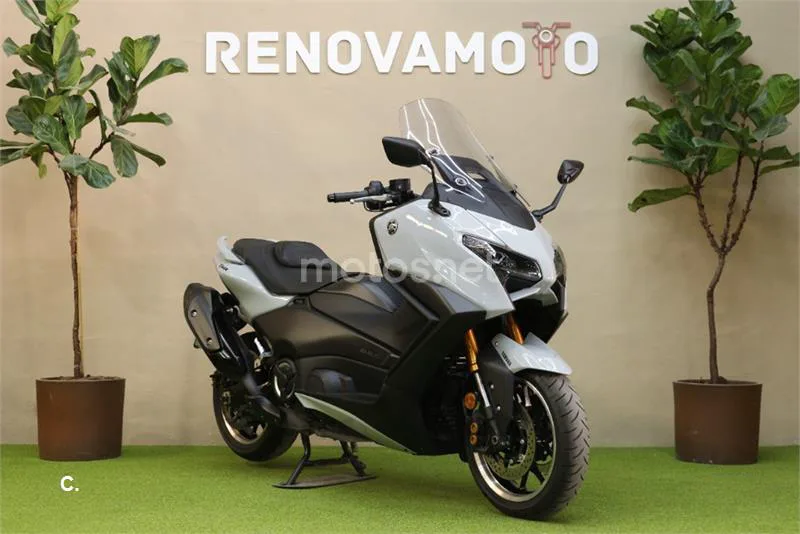 Yamaha TMAX 14.899 € 2025 Alicante - 1