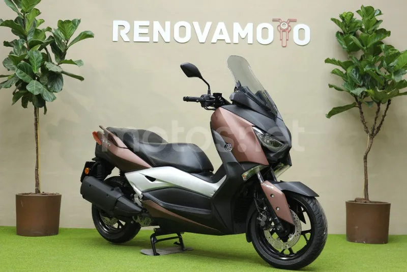 Yamaha XMAX 300 3950 € 2018 Alicante - 1