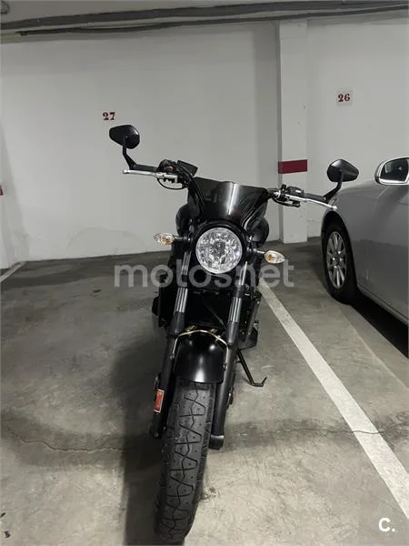 Yamaha XSR700 - Vista 4